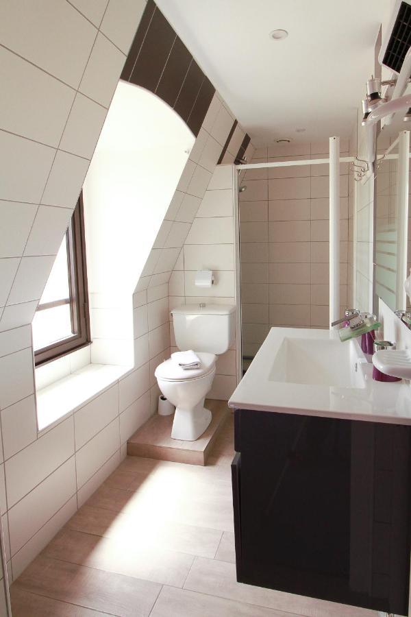 Hotel La Couronne 2*